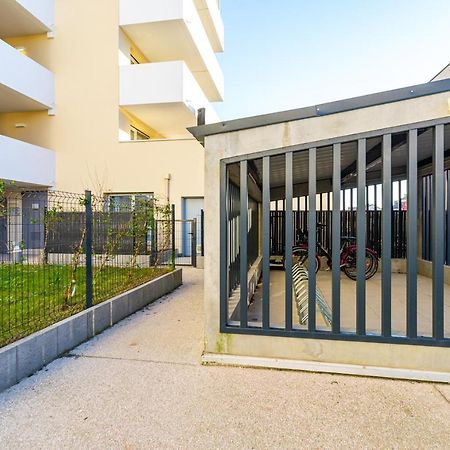 Au 4 Le Long Du Canal Avec Parking Appartement Dijon Buitenkant foto