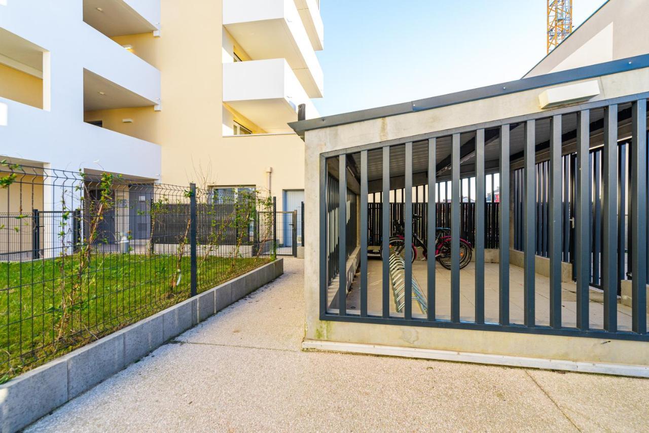 Au 4 Le Long Du Canal Avec Parking Appartement Dijon Buitenkant foto